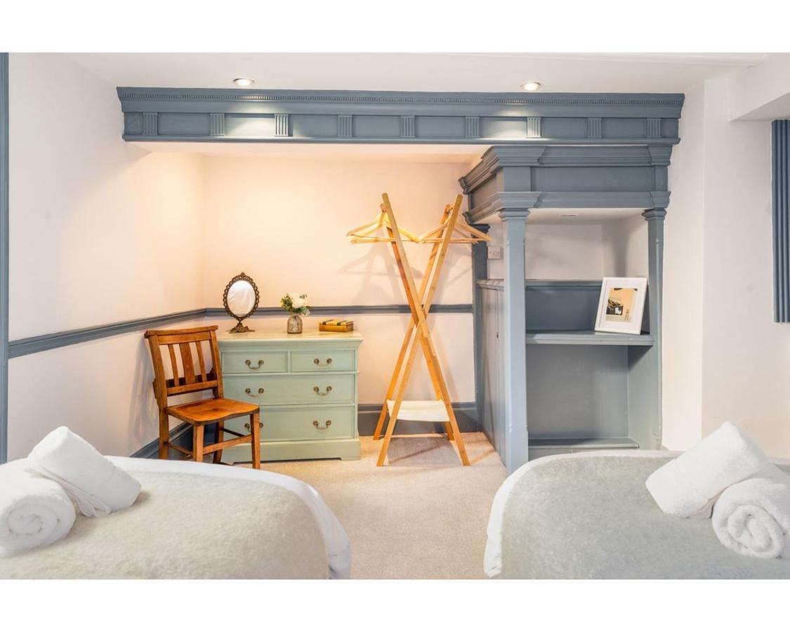 Wyatt House Apartment Бат Екстериор снимка